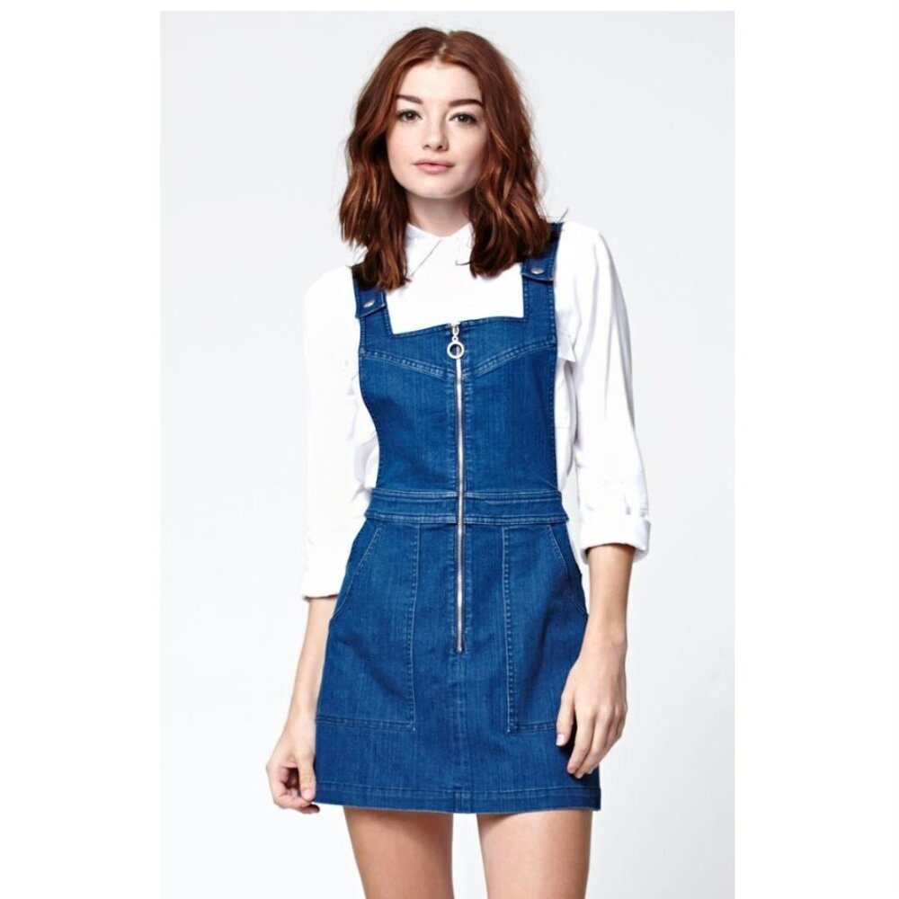 Bullhead denim cut out overall mini dress. EUC. Size XS/S.